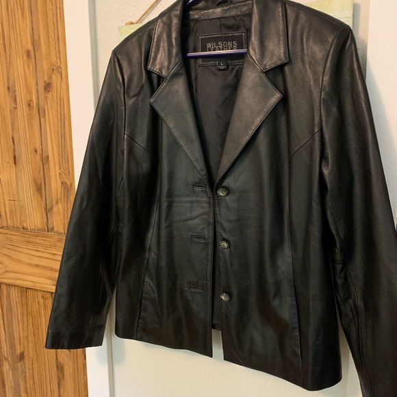 Women’s Black Leather Jacket - Picture 1 of 3